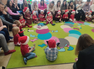 "Świąteczne warsztaty z rodzicami" w grupie "Jeżyki"