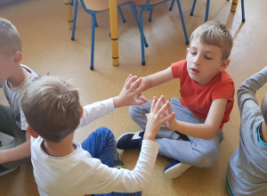 Program unijny "Przedszkolaki na start" - Motylki, zajęcia z terapii ręki.