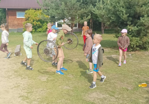 Zdjęcie 13 na 15