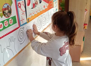 Rytmiczne zabawy u "Pszczółek"